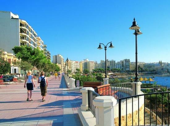 Harmony Apartments Msida Luaran gambar